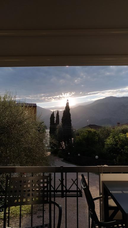 Hotel Carlo Brenzone sul Garda Exterior photo