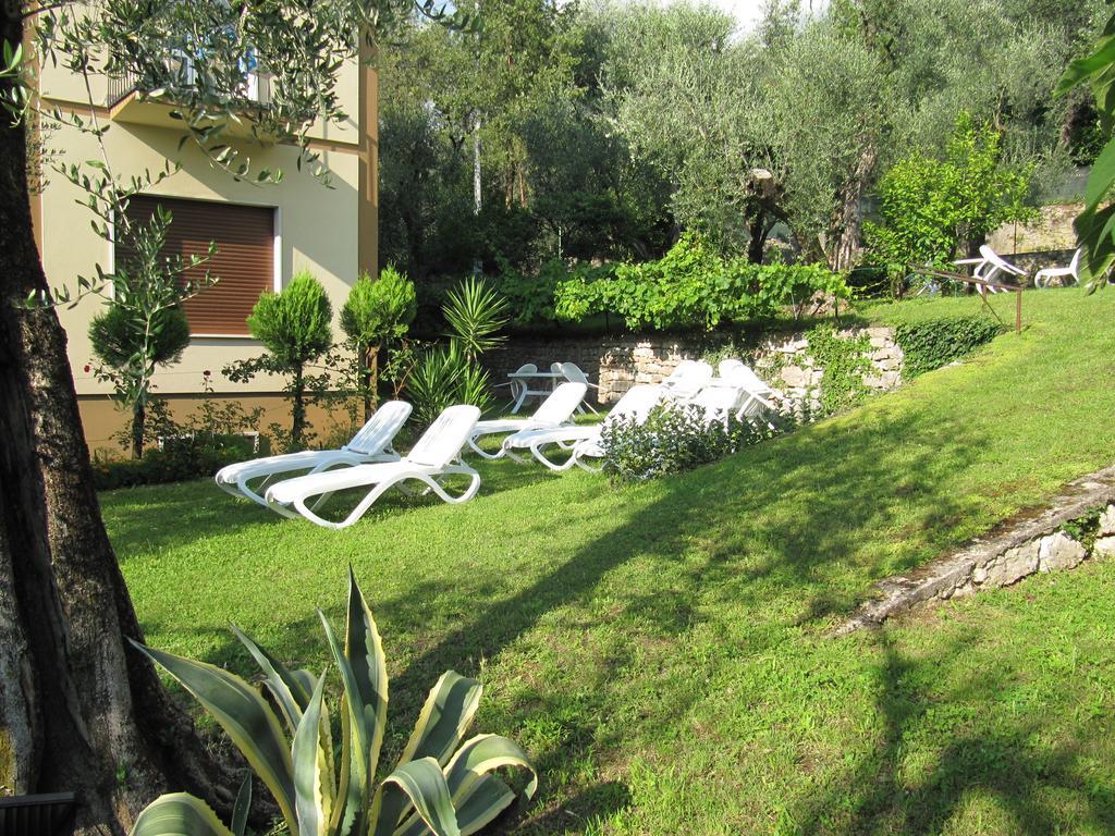 Hotel Carlo Brenzone sul Garda Exterior photo