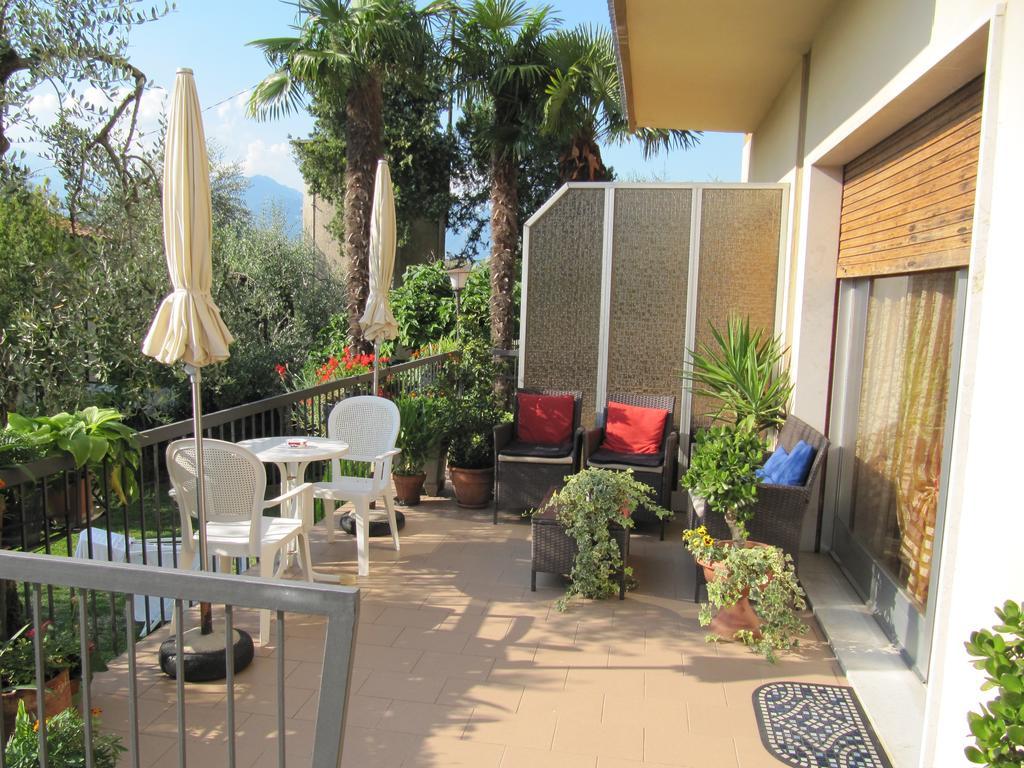 Hotel Carlo Brenzone sul Garda Exterior photo